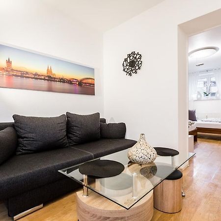 Apartamento Ferien Und Messewohnug Colonia Exterior foto