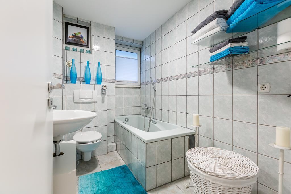 Apartamento Ferien Und Messewohnug Colonia Exterior foto