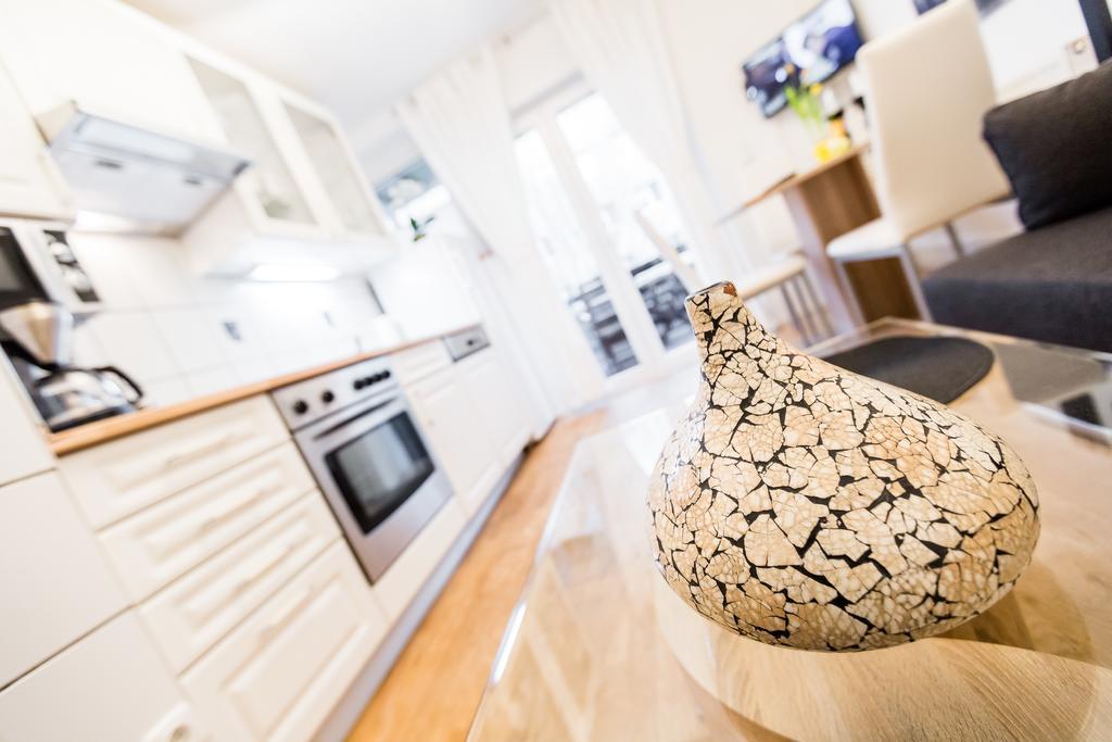 Apartamento Ferien Und Messewohnug Colonia Exterior foto