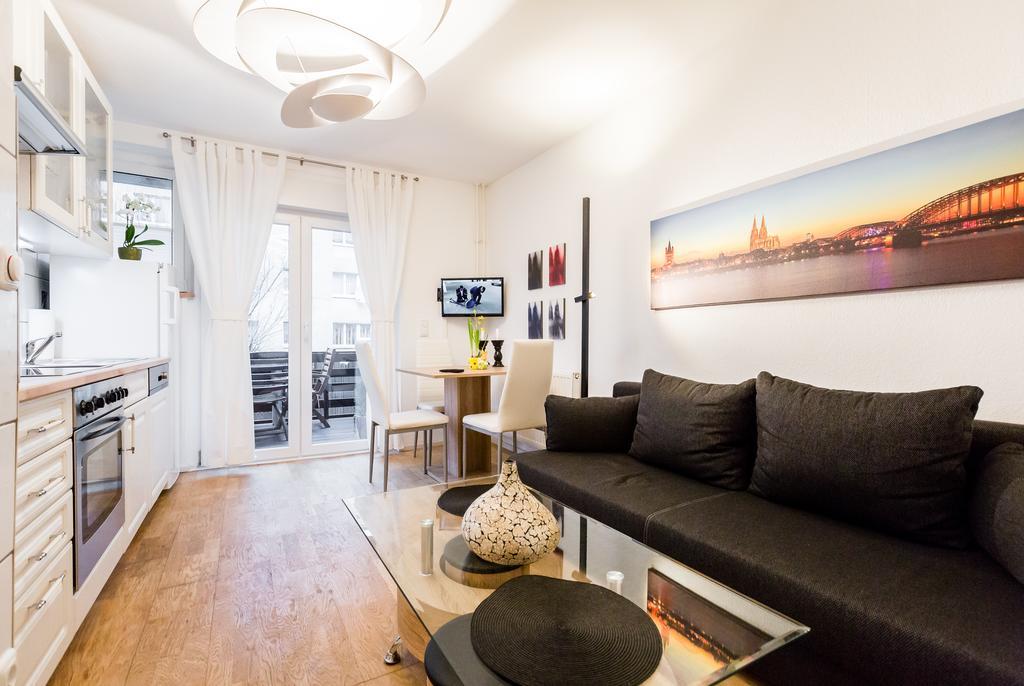 Apartamento Ferien Und Messewohnug Colonia Exterior foto