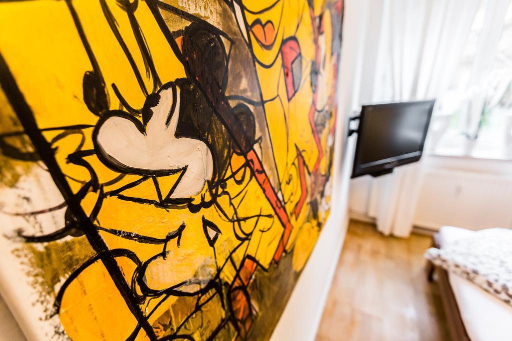Apartamento Ferien Und Messewohnug Colonia Exterior foto