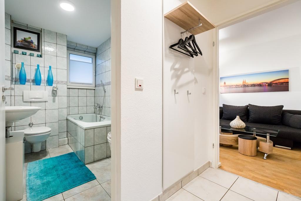 Apartamento Ferien Und Messewohnug Colonia Exterior foto